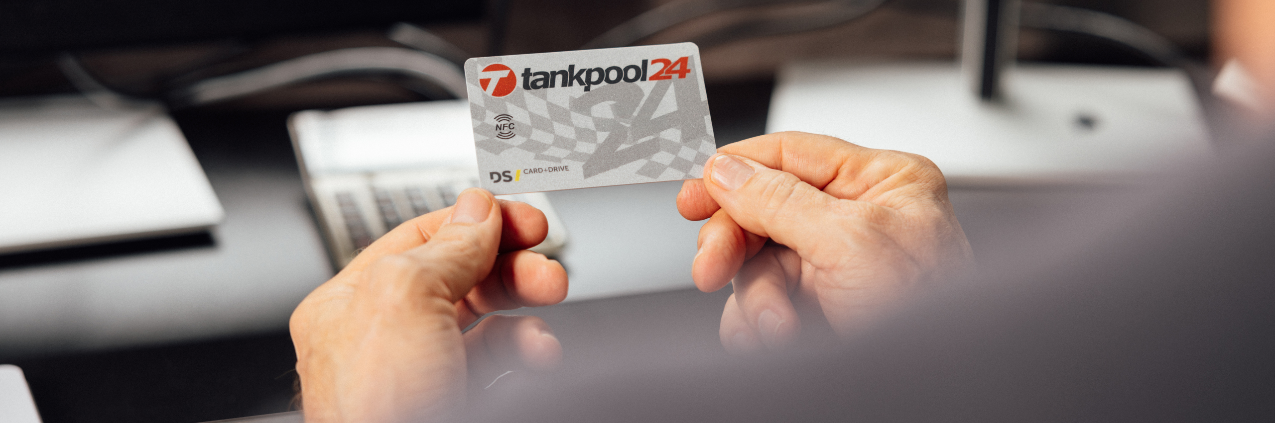 Tanie tankowanie z kartą paliwową z tankpool24 - DS card + drive GmbH